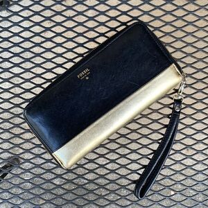 FOSSIL Wallet
